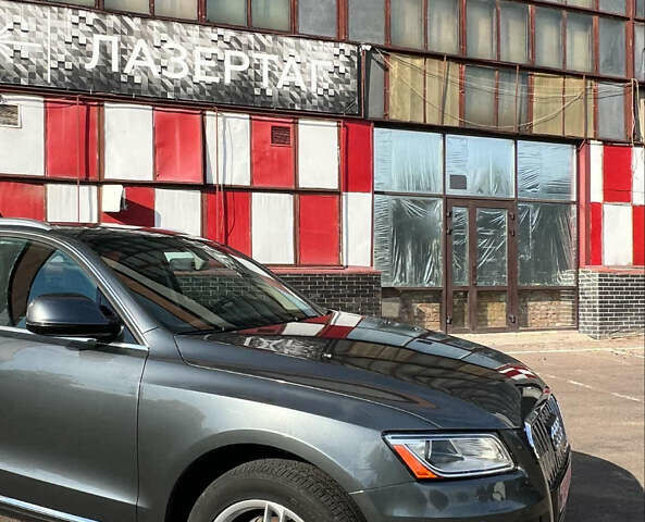 Серый Ауди Ку 5, объемом двигателя 1.98 л и пробегом 221 тыс. км за 17200 $, фото 1 на Automoto.ua