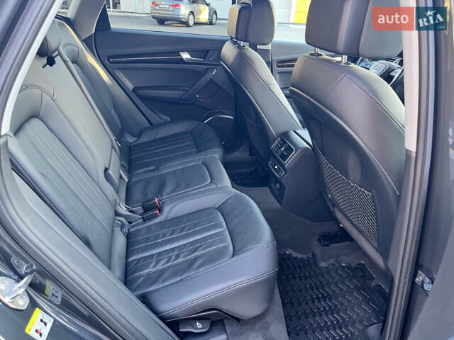 Серый Ауди Ку 5, объемом двигателя 1.98 л и пробегом 110 тыс. км за 25000 $, фото 39 на Automoto.ua