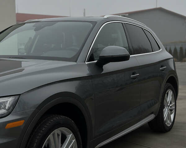 Сірий Ауді Ку 5, об'ємом двигуна 1.98 л та пробігом 124 тис. км за 24000 $, фото 5 на Automoto.ua