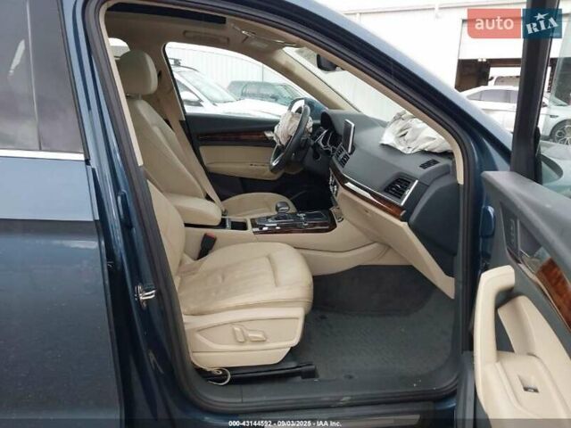 Сірий Ауді Ку 5, об'ємом двигуна 1.98 л та пробігом 79 тис. км за 17900 $, фото 10 на Automoto.ua