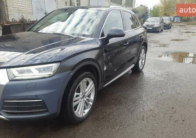 Ауди Ку 5 2017 в Черкассах на Automoto.ua Серый Ауди Ку 5, объемом двигателя 2 л и пробегом 125 тыс. км за 19500 $, фото 1 на Automoto.ua