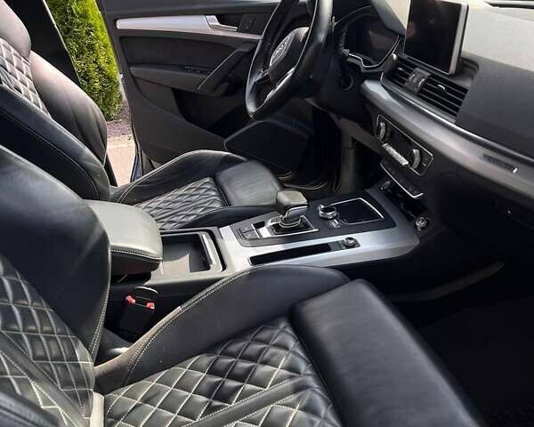 Серый Ауди Ку 5, объемом двигателя 1.97 л и пробегом 280 тыс. км за 28900 $, фото 11 на Automoto.ua