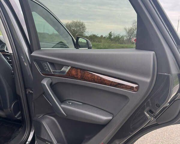 Серый Ауди Ку 5, объемом двигателя 1.98 л и пробегом 180 тыс. км за 24500 $, фото 8 на Automoto.ua