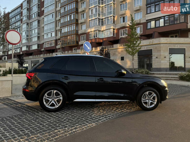 Сірий Ауді Ку 5, об'ємом двигуна 2 л та пробігом 160 тис. км за 21400 $, фото 3 на Automoto.ua