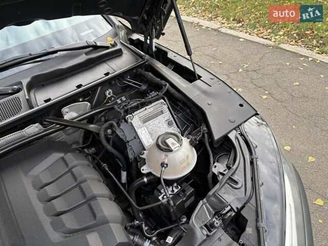 Ауди Ку 5 2017 в Киеве на Automoto.ua Серый Ауди Ку 5, объемом двигателя 1.97 л и пробегом 190 тыс. км за 26500 $, фото 43 на Automoto.ua