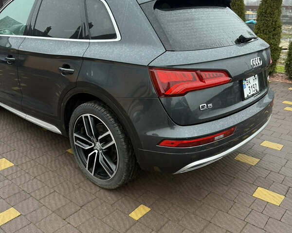 Серый Ауди Ку 5, объемом двигателя 1.98 л и пробегом 138 тыс. км за 25500 $, фото 14 на Automoto.ua