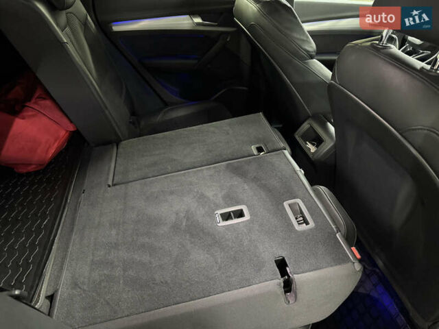 Серый Ауди Ку 5, объемом двигателя 1.97 л и пробегом 131 тыс. км за 35000 $, фото 46 на Automoto.ua