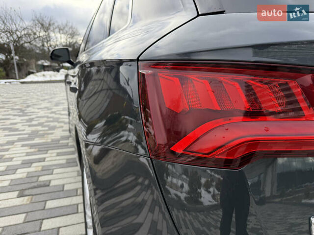 Сірий Ауді Ку 5, об'ємом двигуна 2 л та пробігом 123 тис. км за 26500 $, фото 39 на Automoto.ua