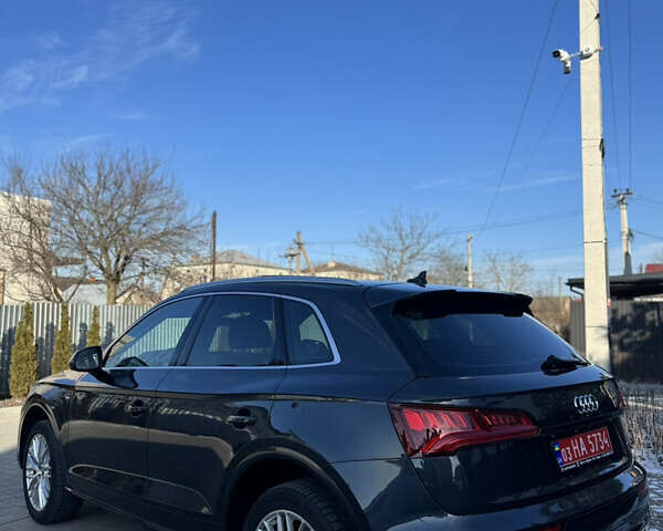 Серый Ауди Ку 5, объемом двигателя 1.97 л и пробегом 165 тыс. км за 32900 $, фото 7 на Automoto.ua