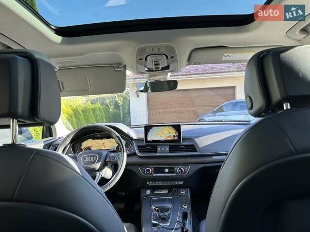 Серый Ауди Ку 5, объемом двигателя 1.98 л и пробегом 90 тыс. км за 25550 $, фото 13 на Automoto.ua