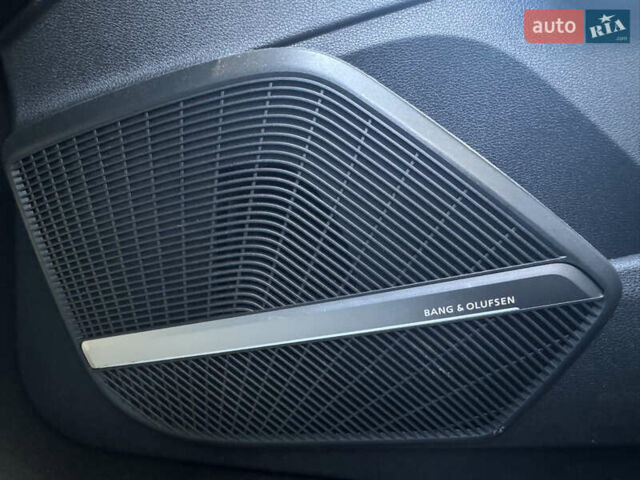 Сірий Ауді Ку 5, об'ємом двигуна 1.98 л та пробігом 140 тис. км за 26000 $, фото 8 на Automoto.ua