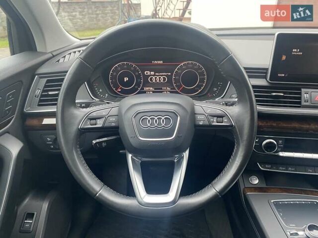 Серый Ауди Ку 5, объемом двигателя 1.98 л и пробегом 229 тыс. км за 20499 $, фото 24 на Automoto.ua