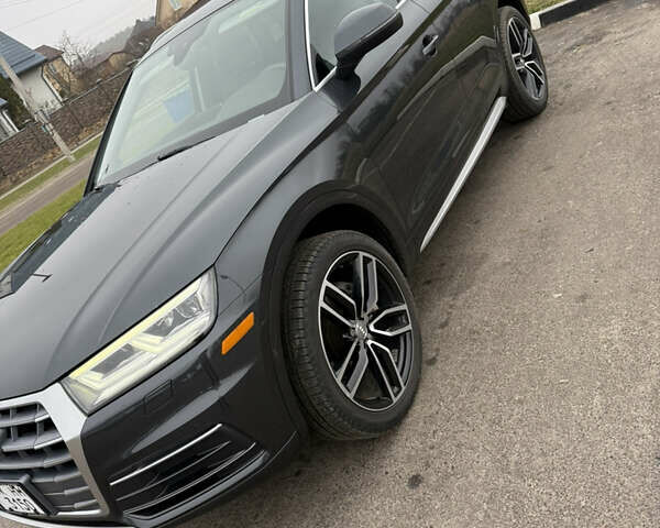 Серый Ауди Ку 5, объемом двигателя 1.98 л и пробегом 138 тыс. км за 25500 $, фото 7 на Automoto.ua