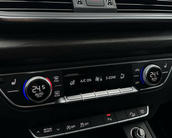 Сірий Ауді Ку 5, об'ємом двигуна 1.98 л та пробігом 124 тис. км за 24000 $, фото 31 на Automoto.ua