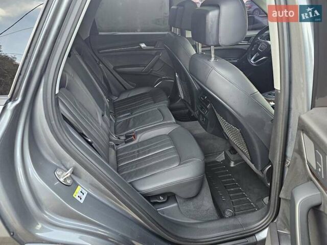Серый Ауди Ку 5, объемом двигателя 1.98 л и пробегом 125 тыс. км за 21999 $, фото 39 на Automoto.ua