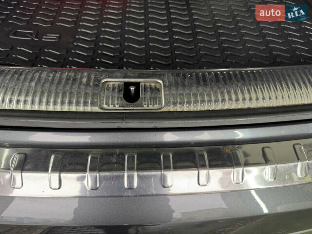 Серый Ауди Ку 5, объемом двигателя 1.97 л и пробегом 131 тыс. км за 35000 $, фото 42 на Automoto.ua