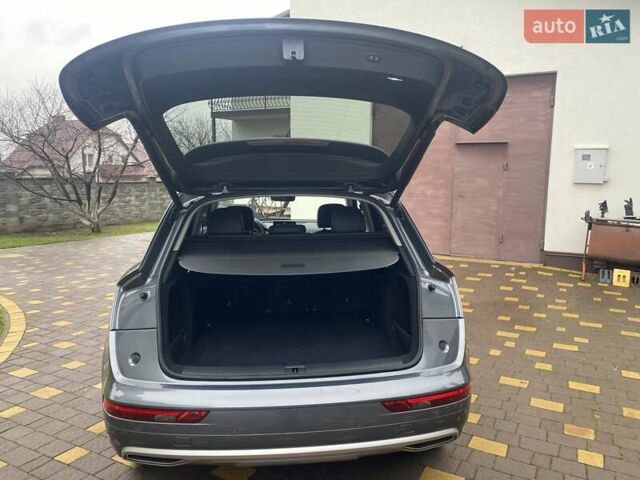 Серый Ауди Ку 5, объемом двигателя 1.98 л и пробегом 229 тыс. км за 20499 $, фото 30 на Automoto.ua