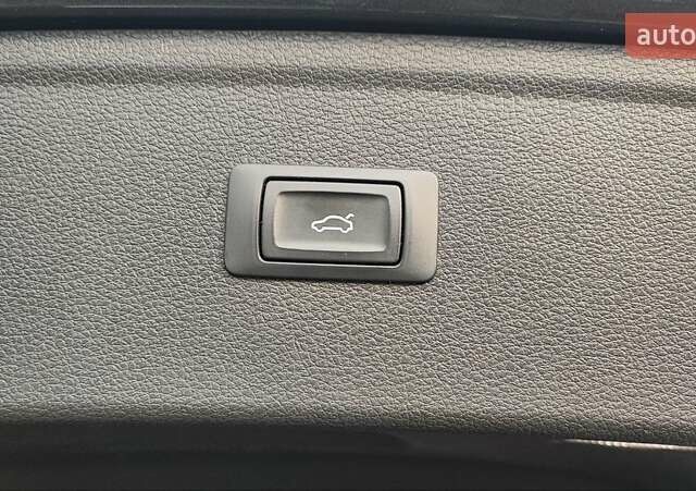 Серый Ауди Ку 5, объемом двигателя 1.97 л и пробегом 127 тыс. км за 34500 $, фото 13 на Automoto.ua