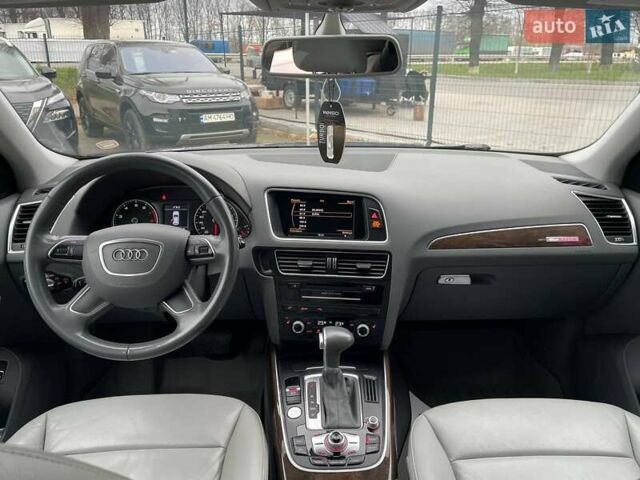 Серый Ауди Ку 5, объемом двигателя 1.98 л и пробегом 130 тыс. км за 19000 $, фото 10 на Automoto.ua