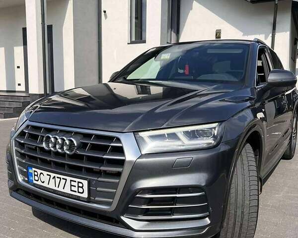 Серый Ауди Ку 5, объемом двигателя 1.97 л и пробегом 280 тыс. км за 28900 $, фото 3 на Automoto.ua