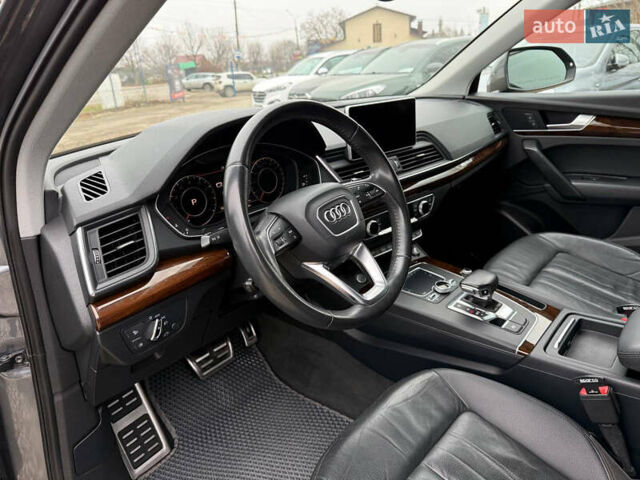 Сірий Ауді Ку 5, об'ємом двигуна 1.98 л та пробігом 165 тис. км за 23999 $, фото 18 на Automoto.ua