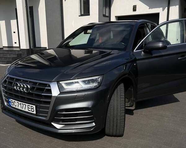 Серый Ауди Ку 5, объемом двигателя 1.97 л и пробегом 280 тыс. км за 28900 $, фото 8 на Automoto.ua