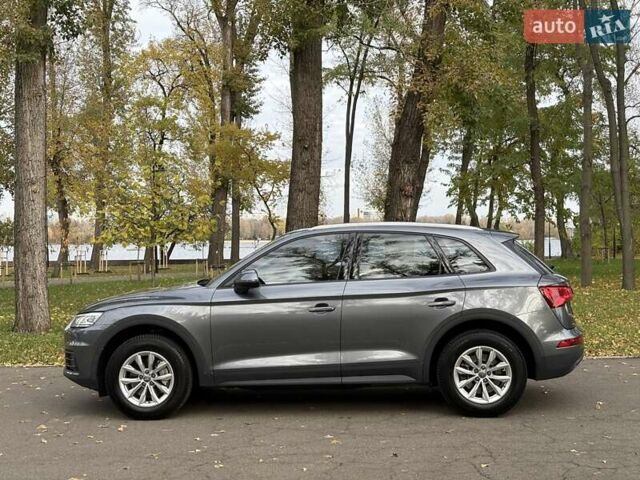 Ауди Ку 5 2017 в Киеве на Automoto.ua Серый Ауди Ку 5, объемом двигателя 1.97 л и пробегом 190 тыс. км за 26500 $, фото 44 на Automoto.ua