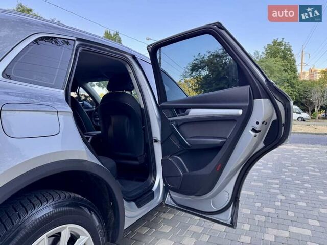 Серый Ауди Ку 5, объемом двигателя 1.97 л и пробегом 154 тыс. км за 23800 $, фото 48 на Automoto.ua