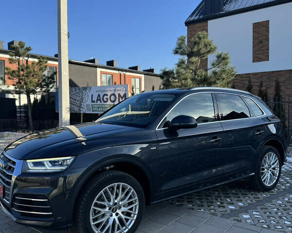 Серый Ауди Ку 5, объемом двигателя 1.97 л и пробегом 165 тыс. км за 32900 $, фото 5 на Automoto.ua