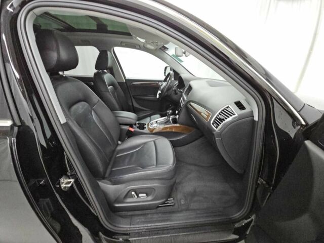 Сірий Ауді Ку 5, об'ємом двигуна 2 л та пробігом 155 тис. км за 18000 $, фото 9 на Automoto.ua