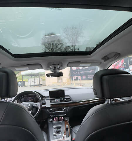 Серый Ауди Ку 5, объемом двигателя 1.98 л и пробегом 203 тыс. км за 25000 $, фото 14 на Automoto.ua