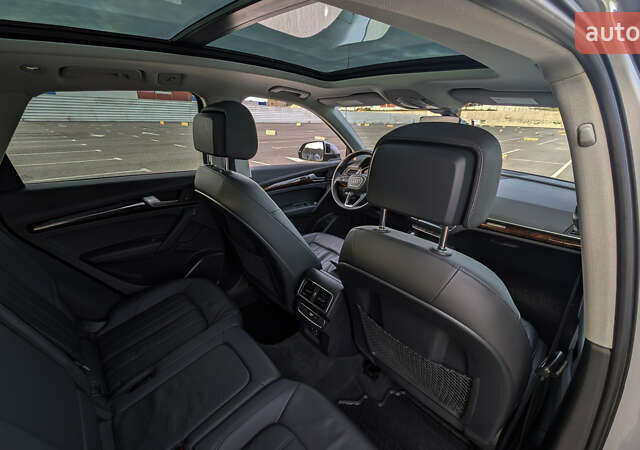 Серый Ауди Ку 5, объемом двигателя 1.98 л и пробегом 100 тыс. км за 23690 $, фото 47 на Automoto.ua