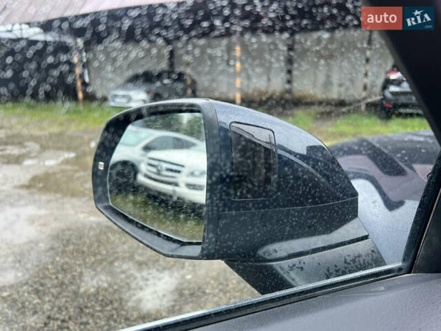 Серый Ауди Ку 5, объемом двигателя 2 л и пробегом 228 тыс. км за 15000 $, фото 8 на Automoto.ua