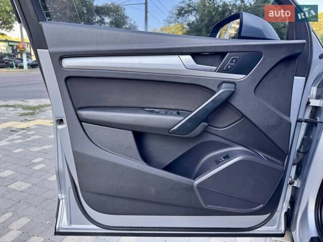 Серый Ауди Ку 5, объемом двигателя 1.97 л и пробегом 154 тыс. км за 23800 $, фото 43 на Automoto.ua