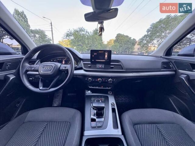 Серый Ауди Ку 5, объемом двигателя 1.97 л и пробегом 154 тыс. км за 23800 $, фото 55 на Automoto.ua