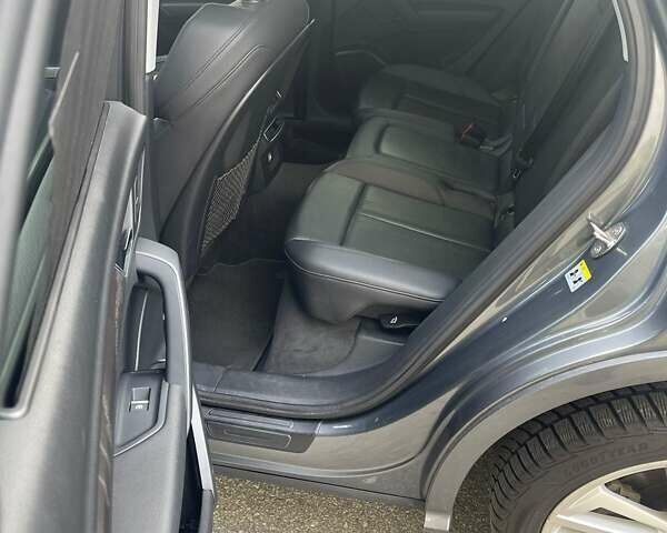 Серый Ауди Ку 5, объемом двигателя 2 л и пробегом 86 тыс. км за 32500 $, фото 9 на Automoto.ua