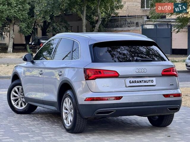 Серый Ауди Ку 5, объемом двигателя 1.97 л и пробегом 154 тыс. км за 23800 $, фото 17 на Automoto.ua