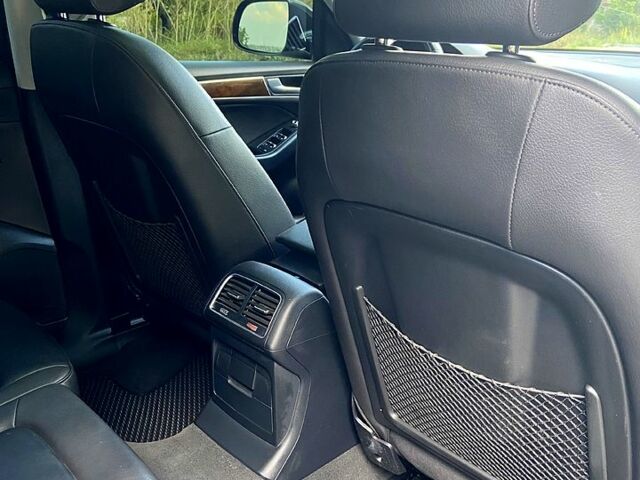 Серый Ауди Ку 5, объемом двигателя 2 л и пробегом 163 тыс. км за 16800 $, фото 6 на Automoto.ua