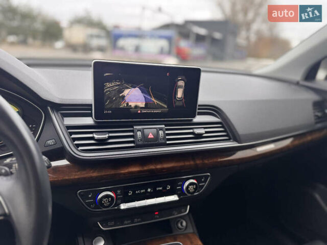 Серый Ауди Ку 5, объемом двигателя 2 л и пробегом 169 тыс. км за 25300 $, фото 13 на Automoto.ua