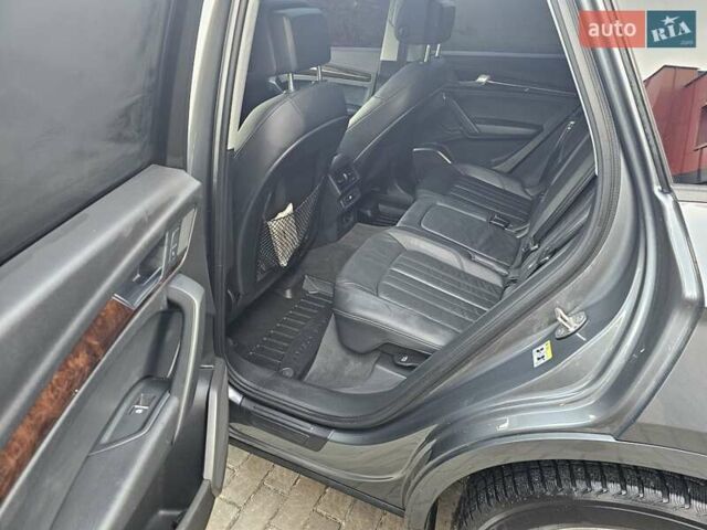 Серый Ауди Ку 5, объемом двигателя 1.98 л и пробегом 125 тыс. км за 21999 $, фото 45 на Automoto.ua