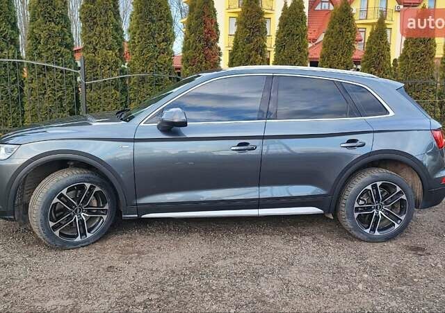 Серый Ауди Ку 5, объемом двигателя 1.97 л и пробегом 127 тыс. км за 34500 $, фото 6 на Automoto.ua