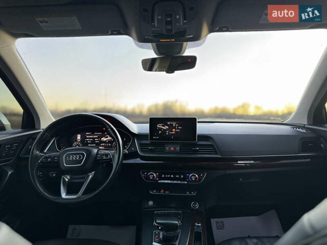 Серый Ауди Ку 5, объемом двигателя 1.98 л и пробегом 169 тыс. км за 25300 $, фото 55 на Automoto.ua