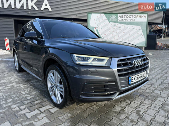 Сірий Ауді Ку 5, об'ємом двигуна 2 л та пробігом 123 тис. км за 26500 $, фото 6 на Automoto.ua