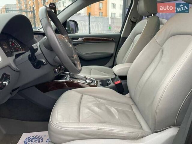 Серый Ауди Ку 5, объемом двигателя 1.98 л и пробегом 130 тыс. км за 19000 $, фото 15 на Automoto.ua