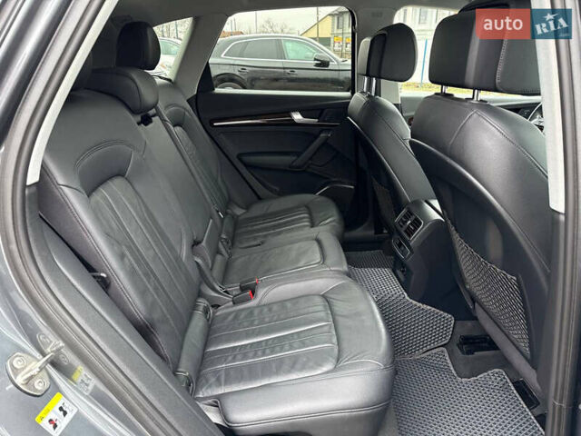 Сірий Ауді Ку 5, об'ємом двигуна 1.98 л та пробігом 165 тис. км за 23999 $, фото 31 на Automoto.ua