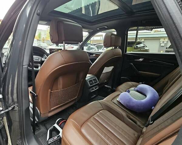 Серый Ауди Ку 5, объемом двигателя 1.98 л и пробегом 165 тыс. км за 28000 $, фото 5 на Automoto.ua