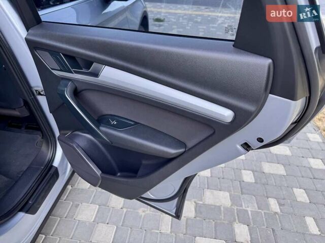 Серый Ауди Ку 5, объемом двигателя 1.97 л и пробегом 154 тыс. км за 23800 $, фото 52 на Automoto.ua