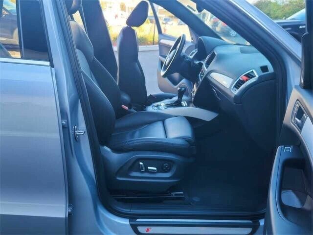 Серый Ауди Ку 5, объемом двигателя 2 л и пробегом 54 тыс. км за 18000 $, фото 7 на Automoto.ua