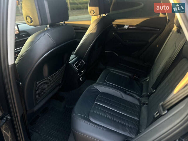 Серый Ауди Ку 5, объемом двигателя 1.98 л и пробегом 162 тыс. км за 21900 $, фото 22 на Automoto.ua