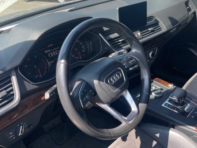 Сірий Ауді Ку 5, об'ємом двигуна 2 л та пробігом 270 тис. км за 26500 $, фото 9 на Automoto.ua
